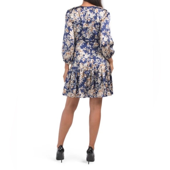 SAGE COLLECTIVE
Petite Floral-Print Balloon-Sleeve Dress size 2 - Picture 5 of 13